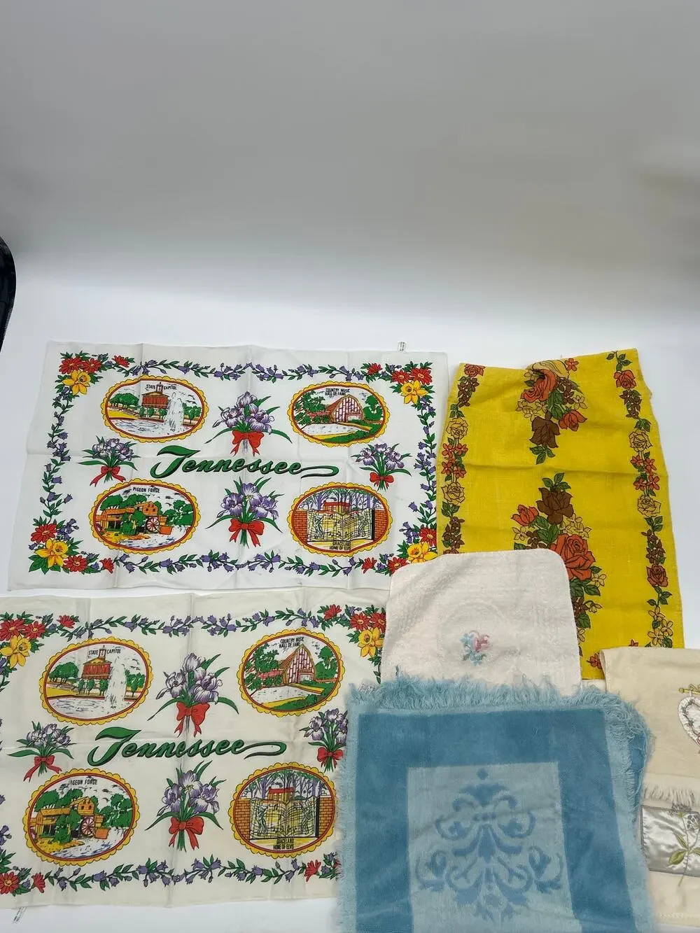 Lot of 7 Vintage Hand Towels Dish Towels Tennessee Souvenirs Fieldcrest AS IS